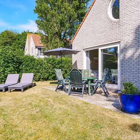 בית נופש Zeewind Met Sauna - Landal Park Ooghduyne Aan Zee יוליאנאדורפ